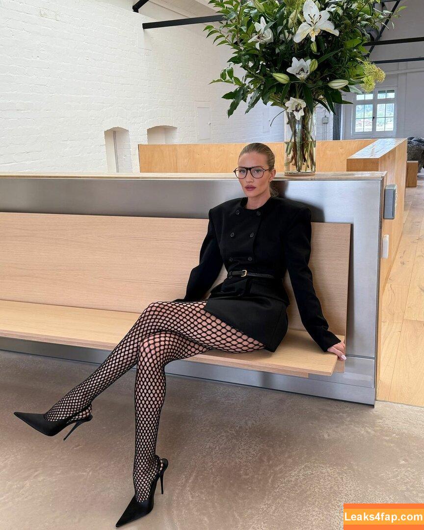 Rosie Huntington-Whiteley / rosiehw leaked photo photo #1045