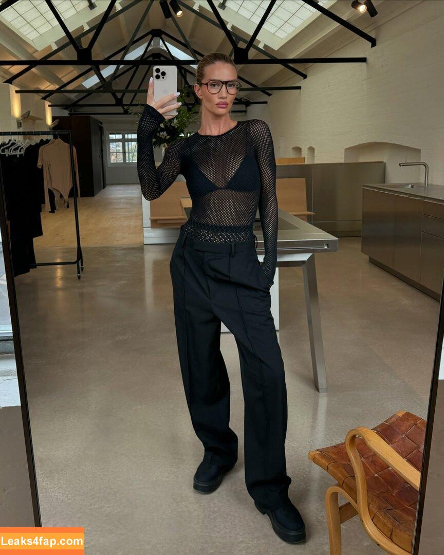 Rosie Huntington-Whiteley / rosiehw leaked photo photo #1128