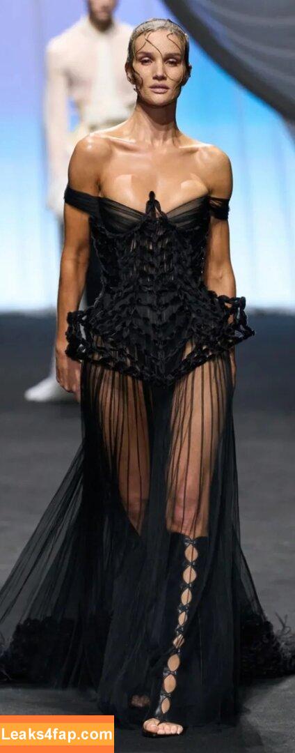 Rosie Huntington-Whiteley / rosiehw leaked photo photo #1199