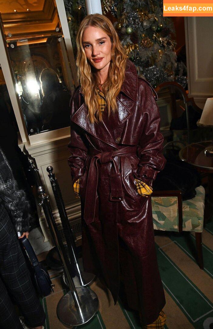 Rosie Huntington-Whiteley / rosiehw leaked photo photo #1397