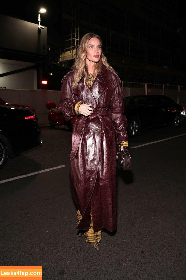 Rosie Huntington-Whiteley / rosiehw leaked photo photo #1405