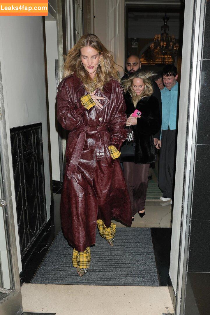 Rosie Huntington-Whiteley / rosiehw leaked photo photo #1411