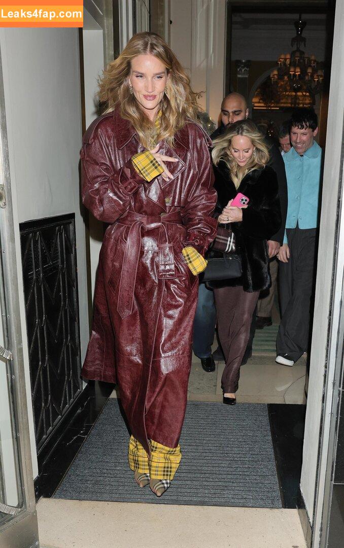 Rosie Huntington-Whiteley / rosiehw leaked photo photo #1412