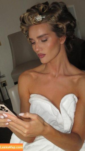Rosie Huntington-Whiteley photo #1007