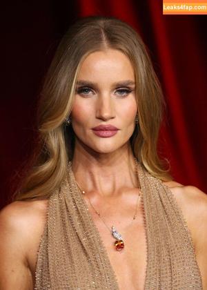 Rosie Huntington-Whiteley photo #1012