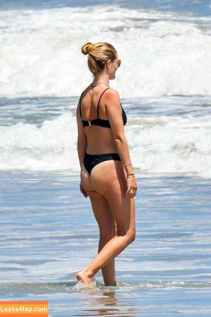 Rosie Huntington-Whiteley photo #1135