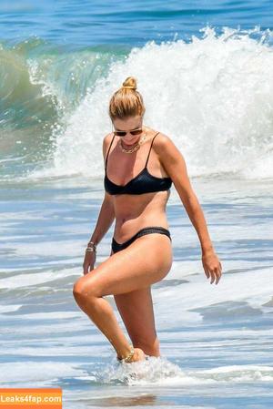 Rosie Huntington-Whiteley photo #1148