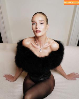 Rosie Huntington-Whiteley photo #1265