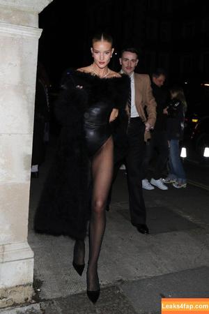 Rosie Huntington-Whiteley photo #1282
