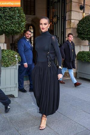 Rosie Huntington-Whiteley photo #1336