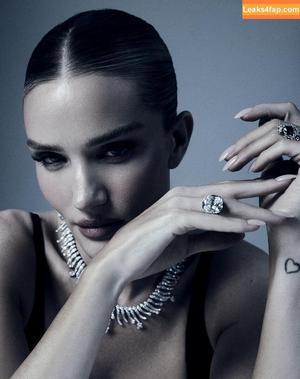 Rosie Huntington-Whiteley photo #1351