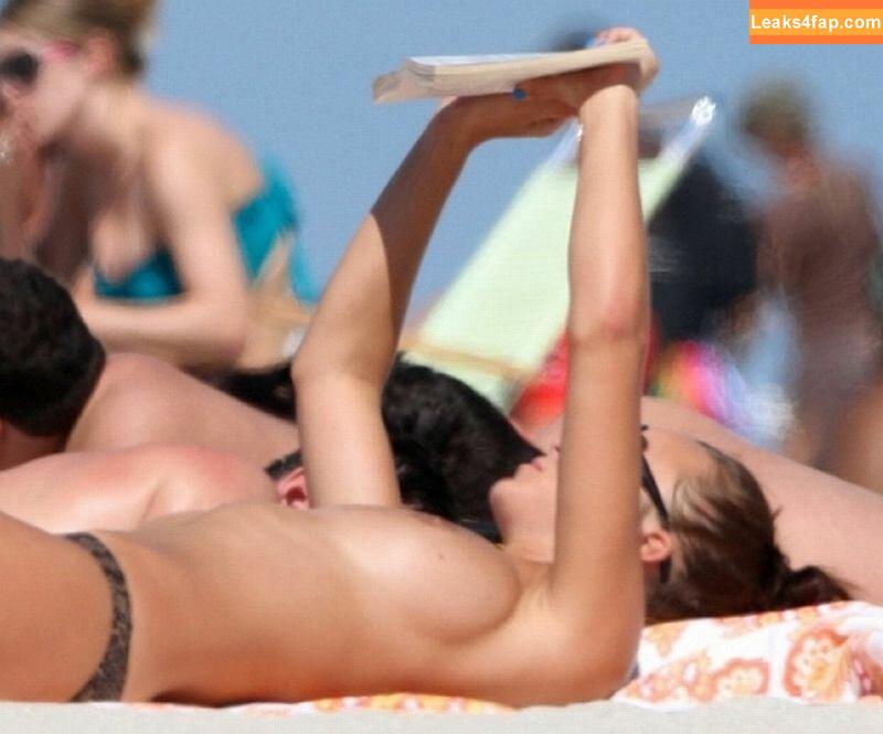 Rosie Jones / rosejones / rosie_jones24 leaked photo photo #1297