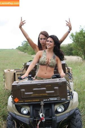 Rosie Jones фото #3690