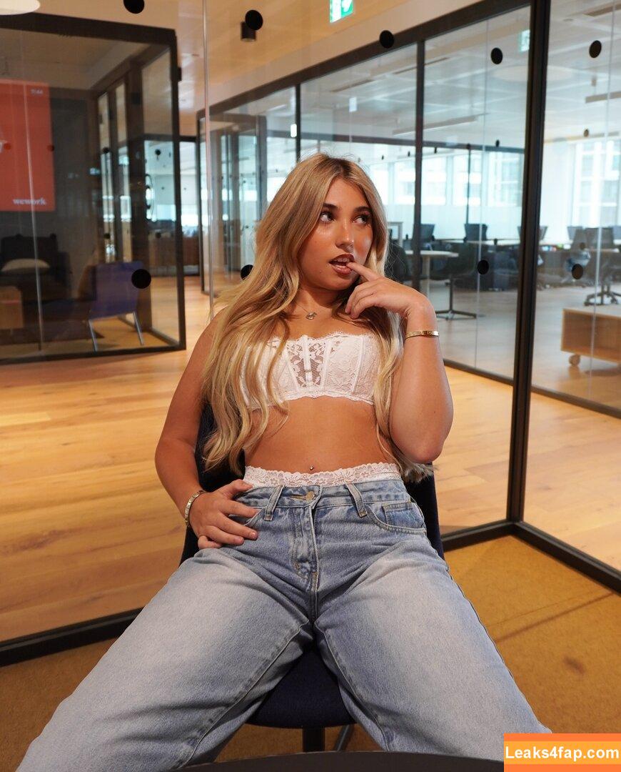 Rosie McClelland / ghost13girl / rosiergm leaked photo photo #0023