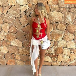 Rosie McClelland photo #0001