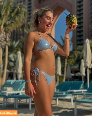 Rosie McClelland photo #0033