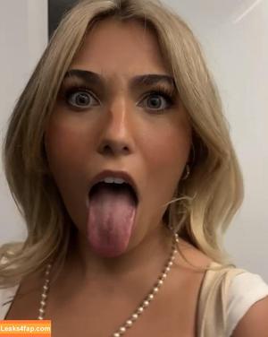 Rosie McClelland photo #0034