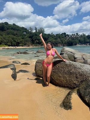 Rosie McClelland photo #0679