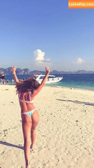 Rosie McClelland photo #0690