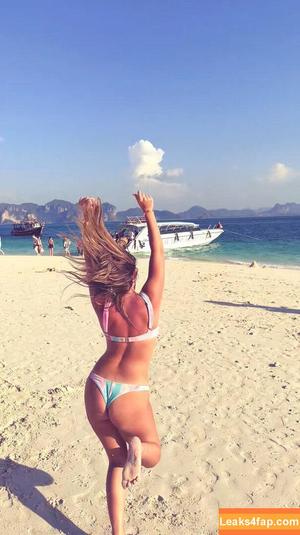 Rosie McClelland photo #0691