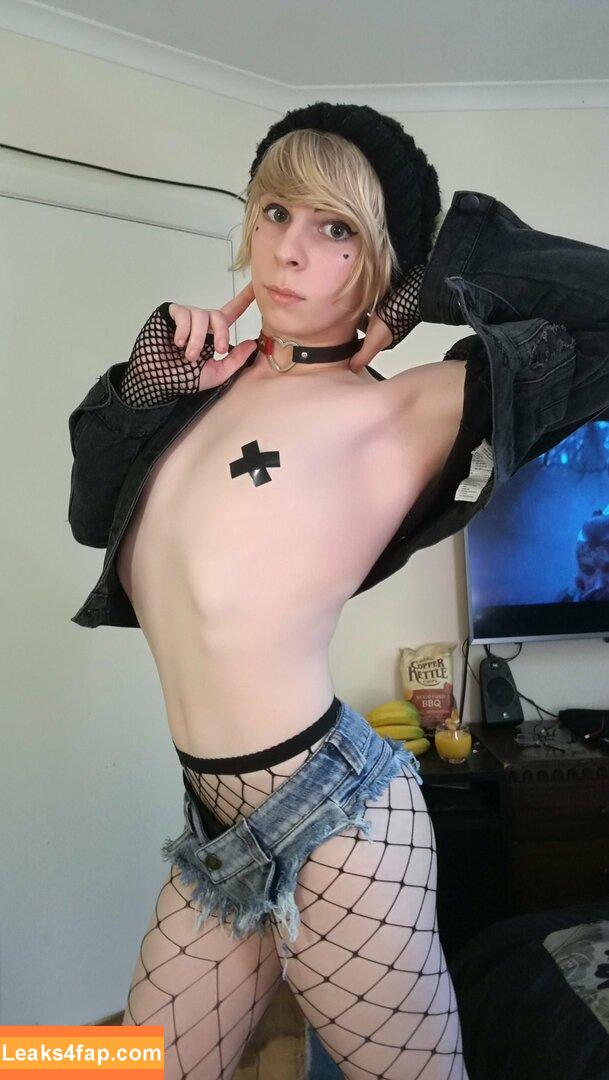 rosiexox2 / rosie_x2o leaked photo photo #0018