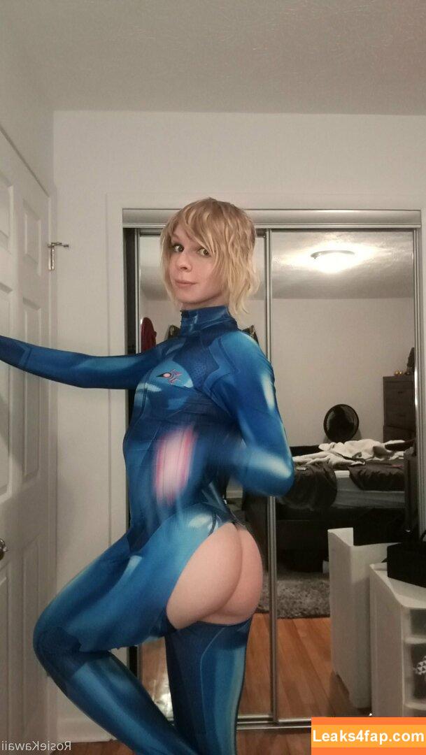 rosiexox2 / rosie_x2o leaked photo photo #0144