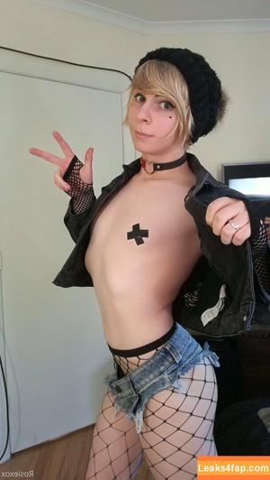 rosiexox2 photo #0011