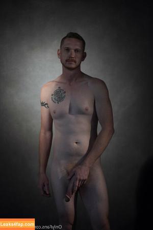 rough_ginger photo #0038