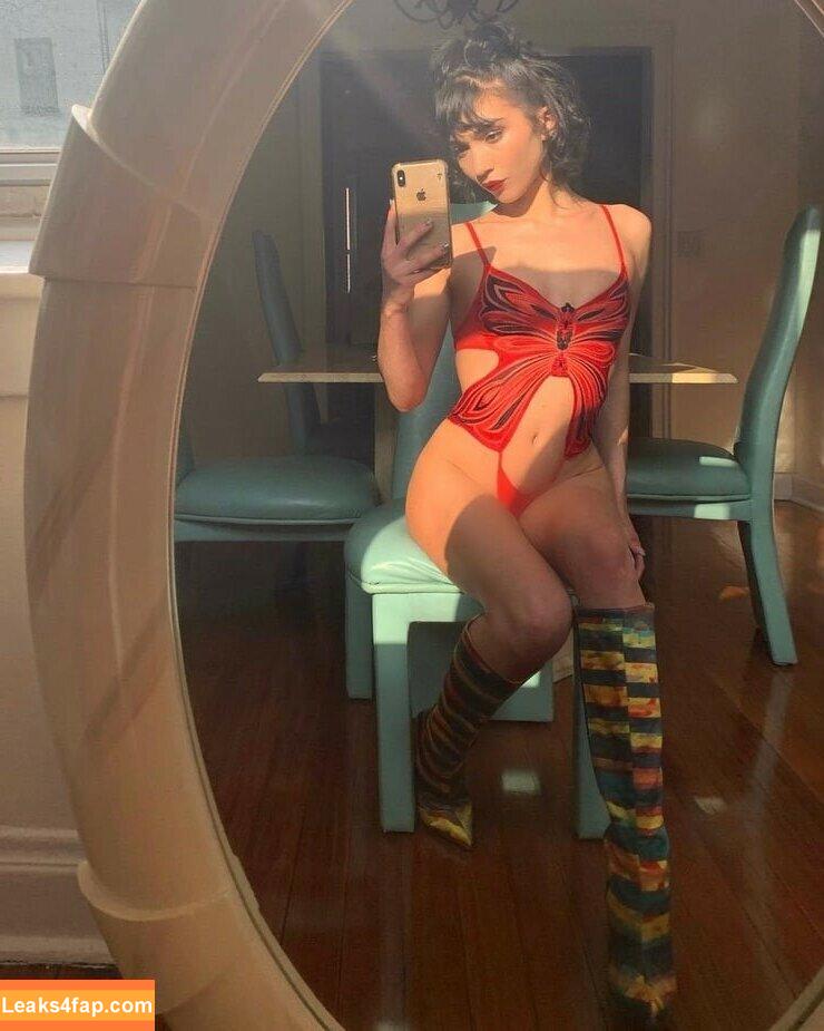 Rowan Blanchard / Simp Chat / rowanblanchard leaked photo photo #0041