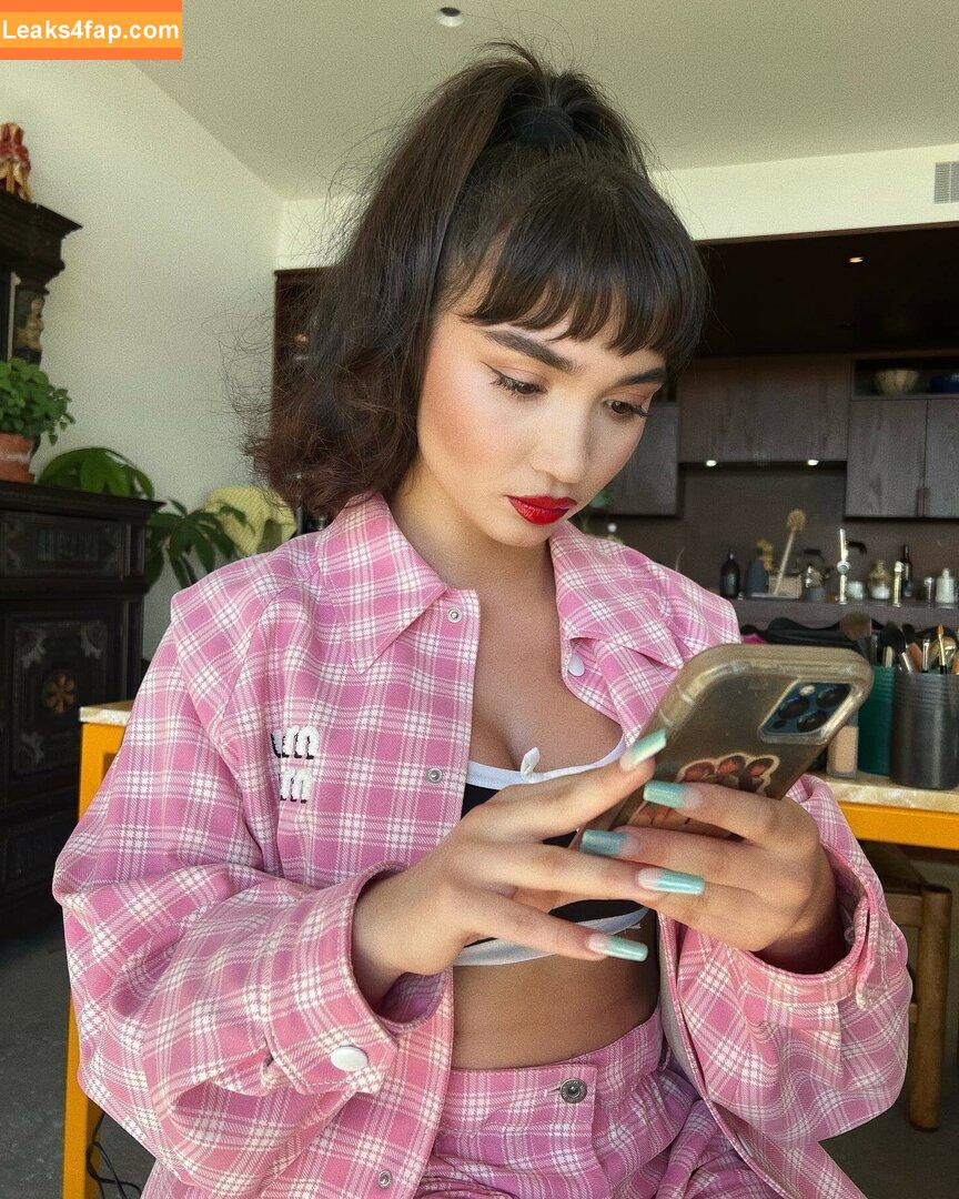 Rowan Blanchard / Simp Chat / rowanblanchard leaked photo photo #0058