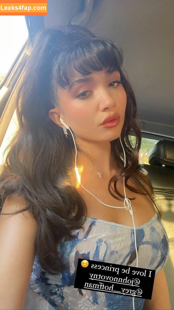 Rowan Blanchard / Simp Chat / rowanblanchard leaked photo photo #0093