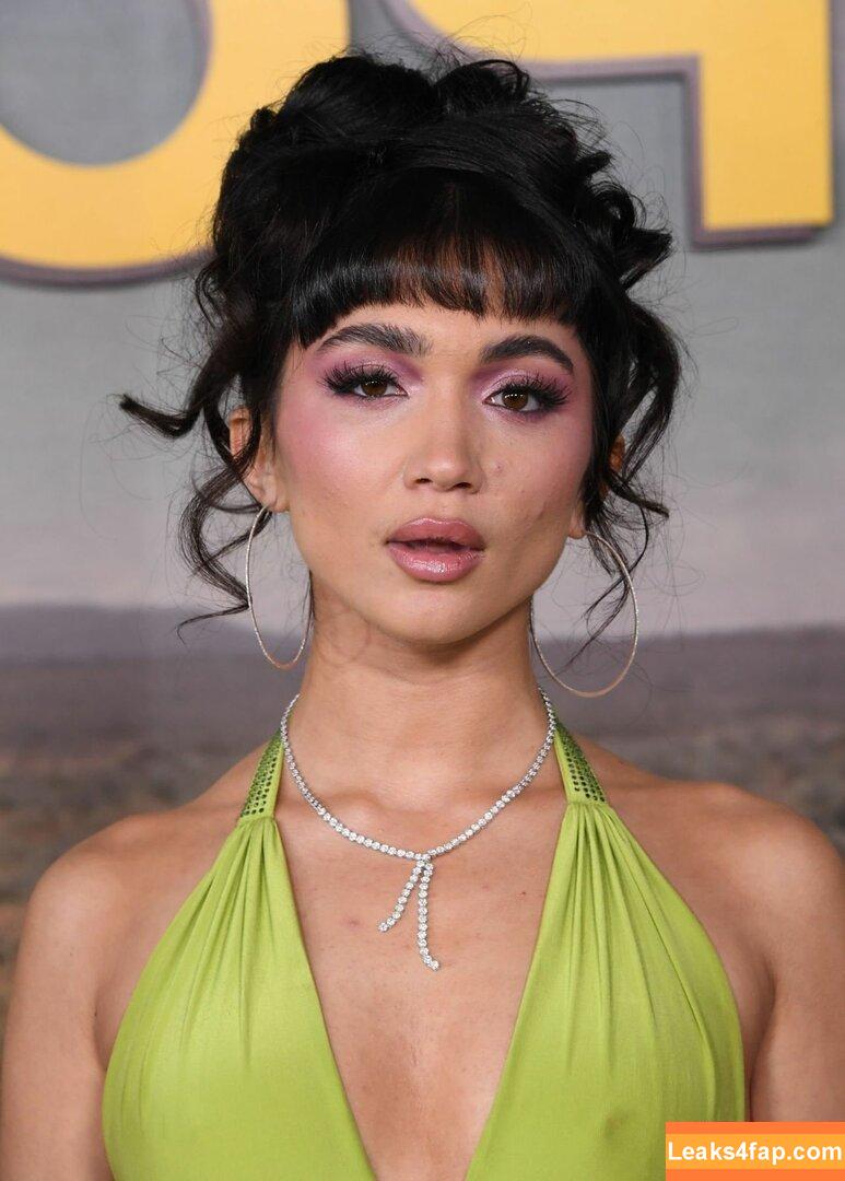 Rowan Blanchard / Simp Chat / rowanblanchard leaked photo photo #0121