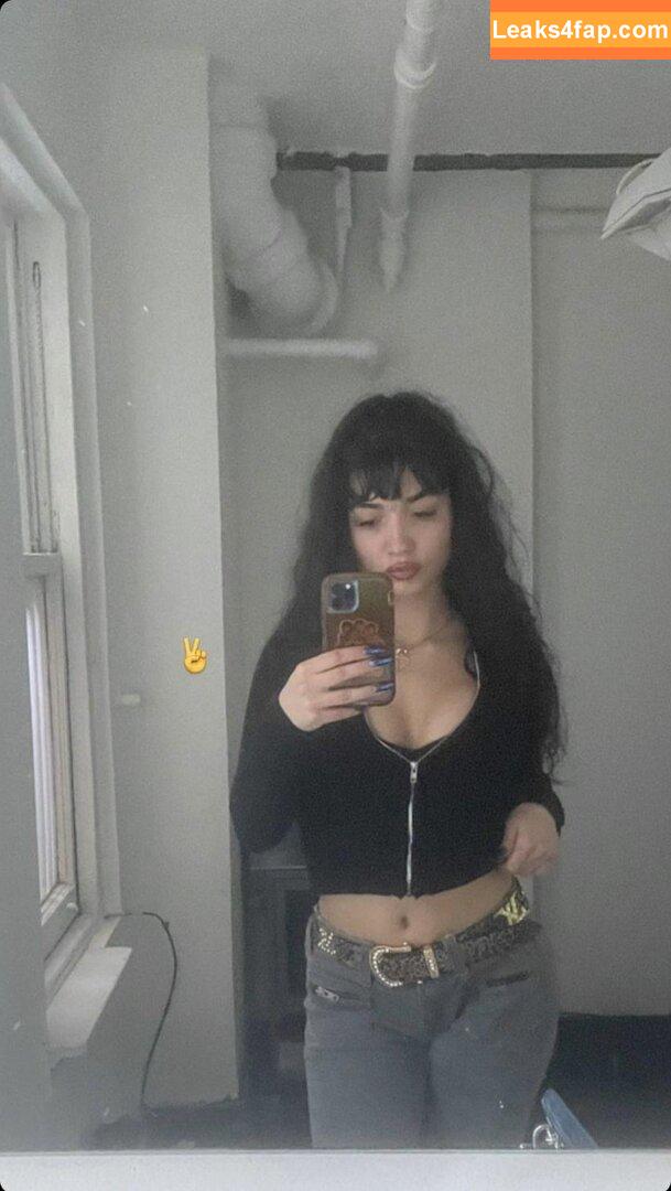 Rowan Blanchard / Simp Chat / rowanblanchard leaked photo photo #0125