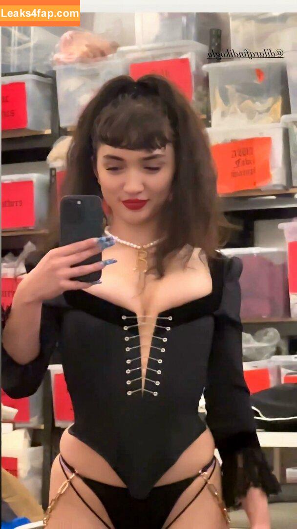 Rowan Blanchard / Simp Chat / rowanblanchard leaked photo photo #0152