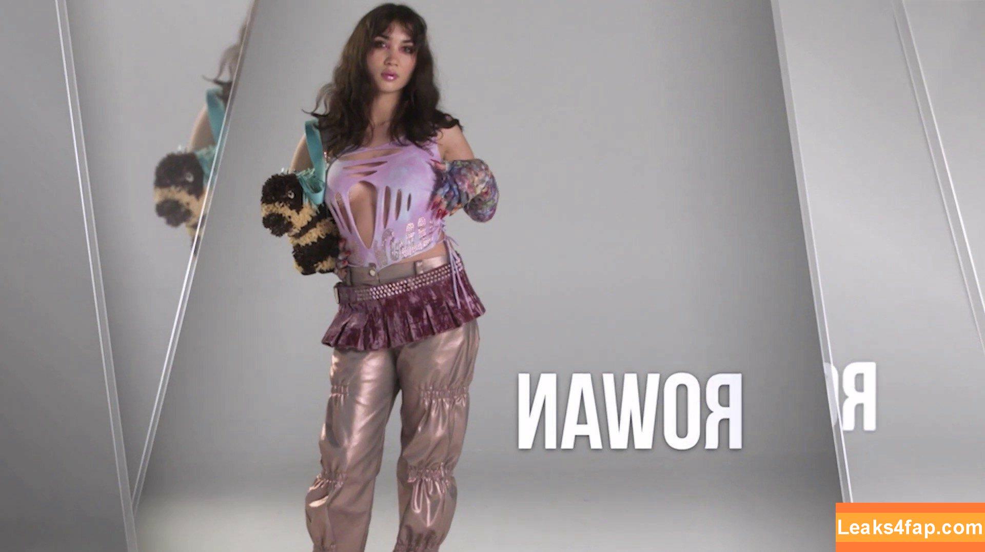 Rowan Blanchard / Simp Chat / rowanblanchard leaked photo photo #0244