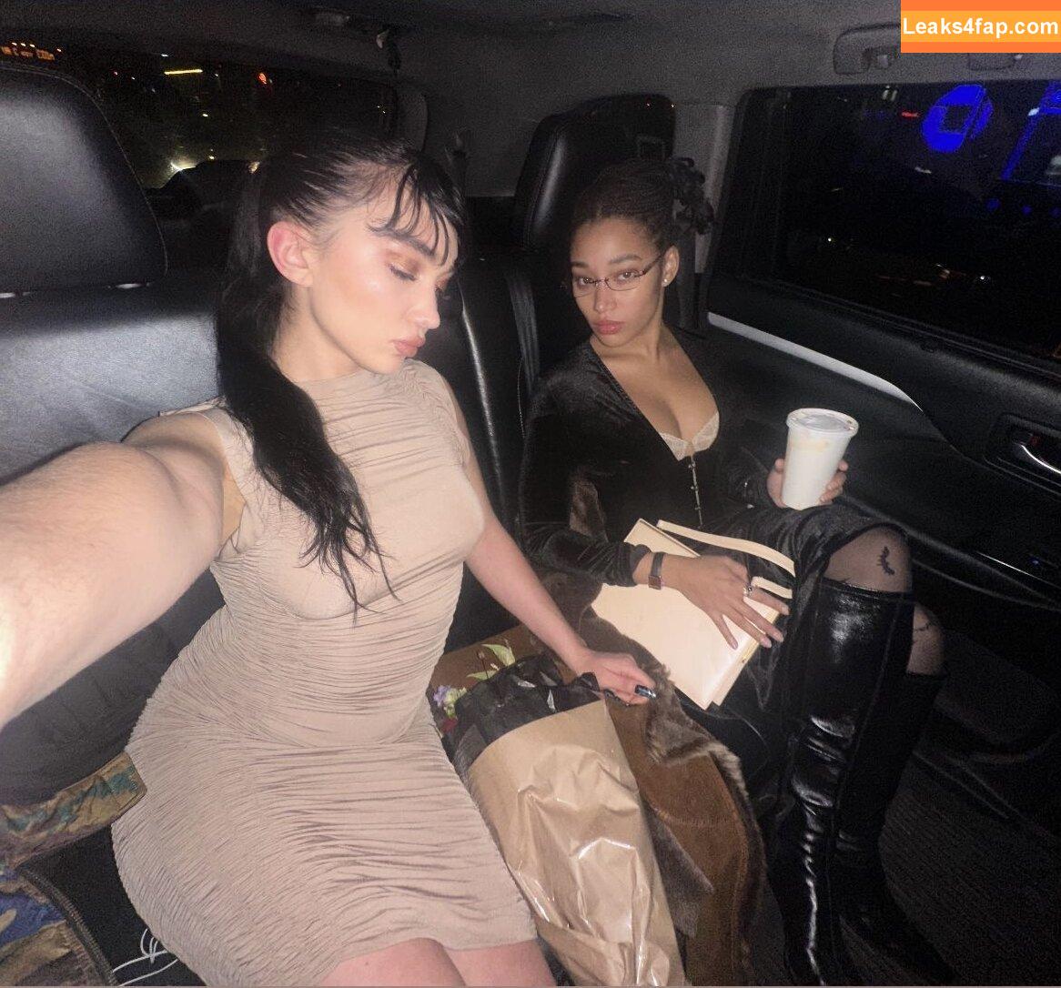 Rowan Blanchard / Simp Chat / rowanblanchard leaked photo photo #0290