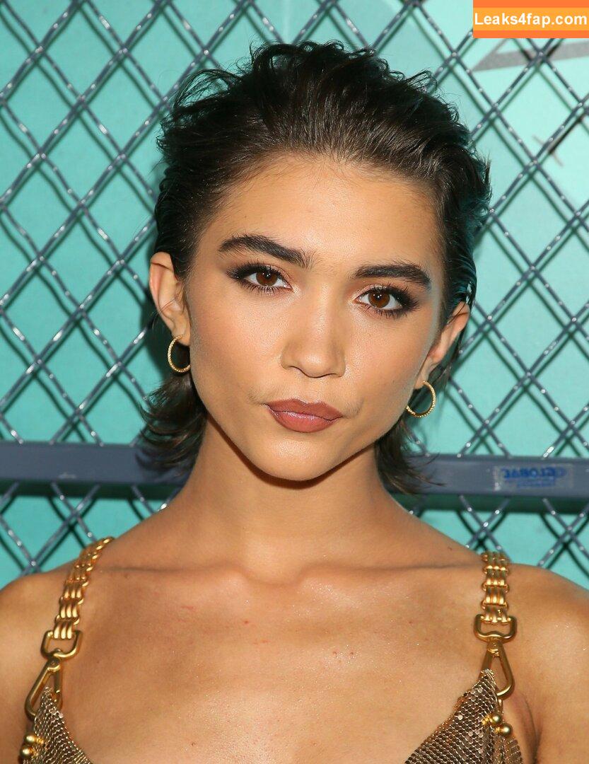 Rowan Blanchard / Simp Chat / rowanblanchard leaked photo photo #0383