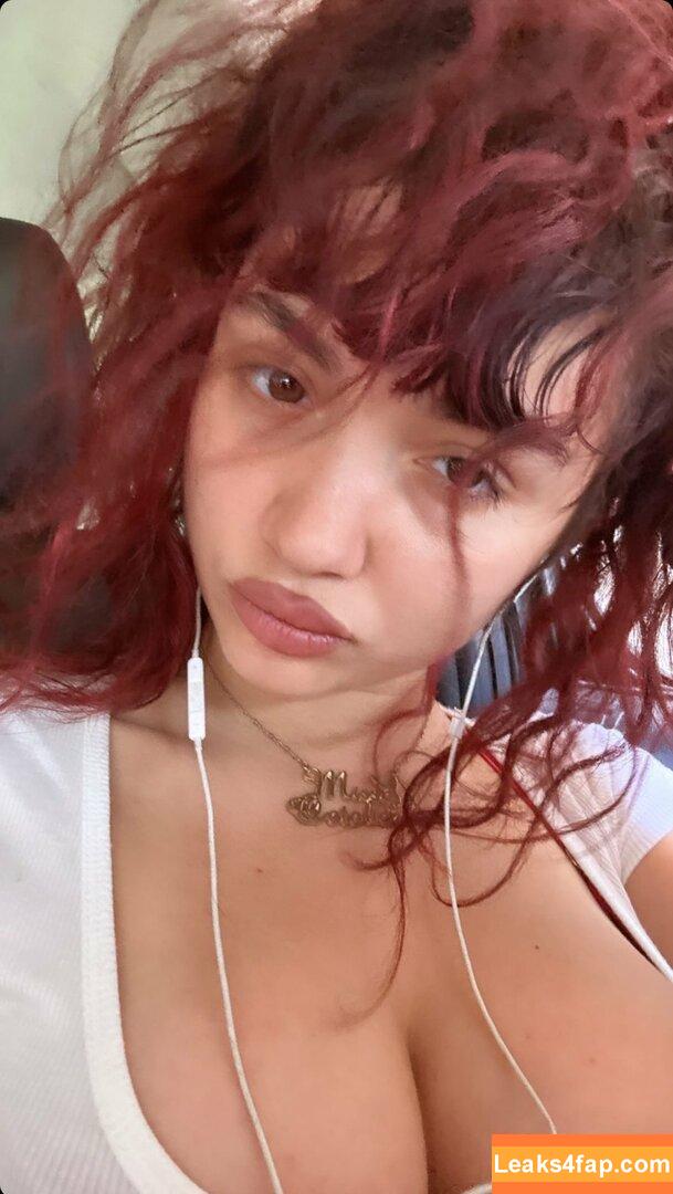Rowan Blanchard / Simp Chat / rowanblanchard leaked photo photo #0445