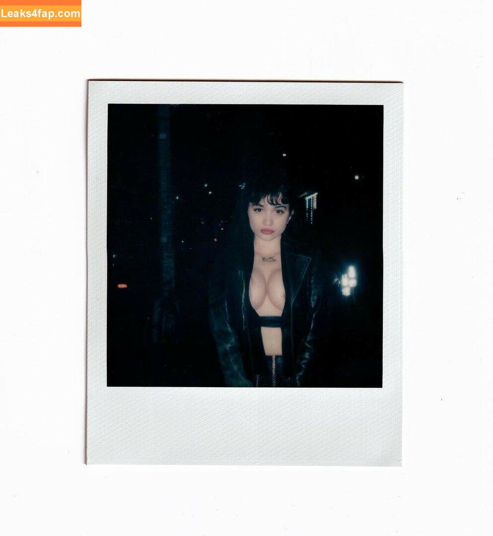Rowan Blanchard / Simp Chat / rowanblanchard leaked photo photo #0449