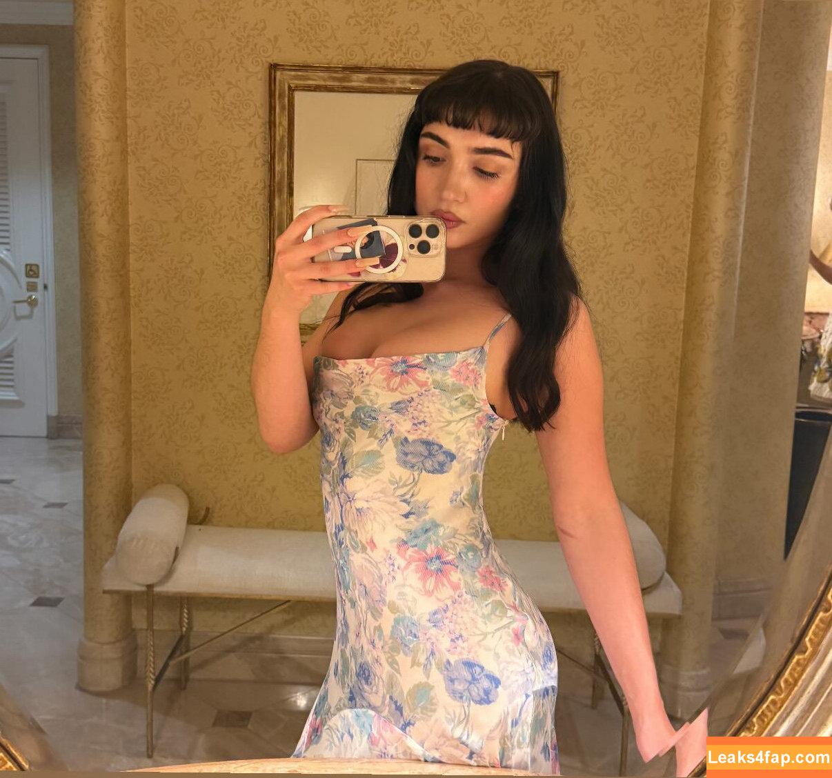 Rowan Blanchard / Simp Chat / https: / rowanblanchard leaked photo photo #0760