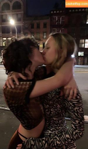 Rowan Blanchard photo #0019