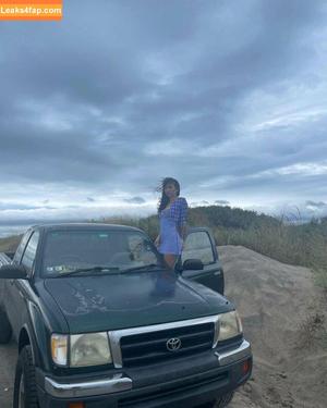 Rowan Blanchard photo #0101