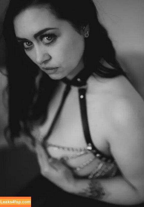 Rowina_offical / rowina_official leaked photo photo #0018