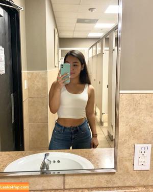 Roxanne Perez фото #0001