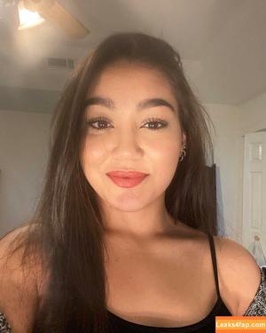 Roxanne Perez фото #0002