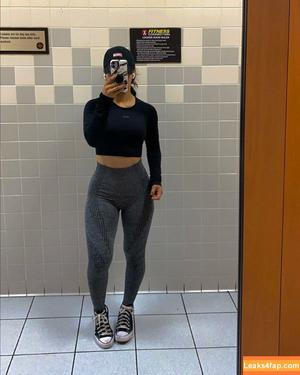 Roxanne Perez фото #0006