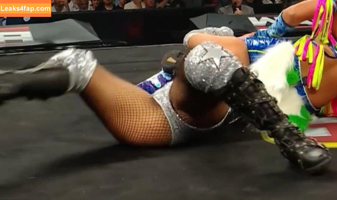 Roxanne Perez / Rok-C - WWE NXT / https: / roxanne_wwe слитое фото фото #1111