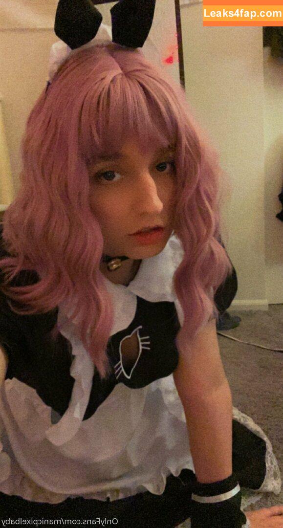 roxannerom / roxanne.rom.official leaked photo photo #0003