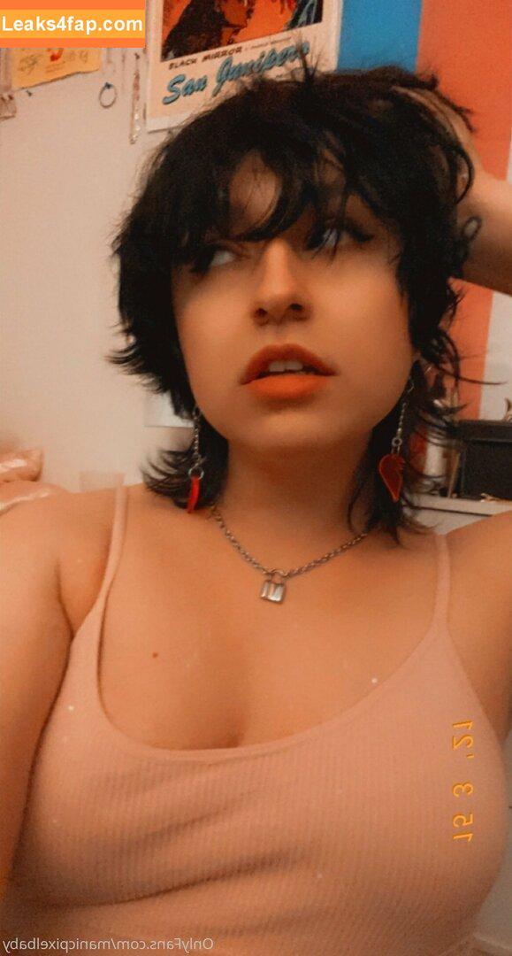 roxannerom / roxanne.rom.official leaked photo photo #0008