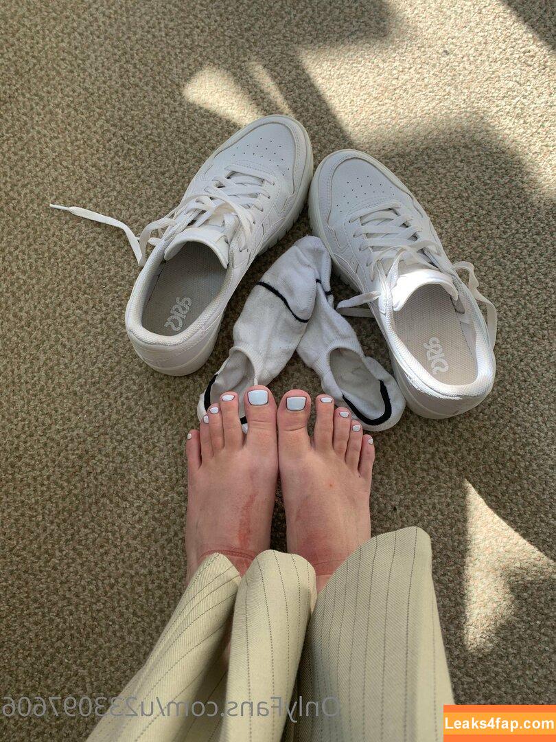 roxbeejustliving /  leaked photo photo #0003
